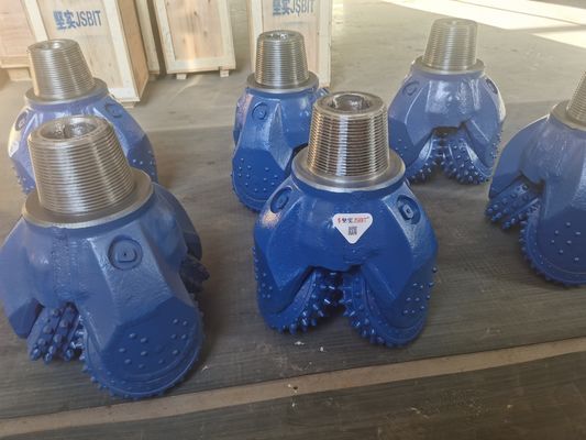 Υψηλής ποιότητας 17,2 ιντσών IADC537 Tricone Rock Drilling Bit