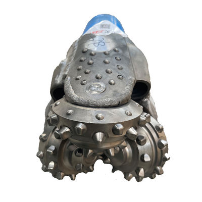 Ηλεκτρικό εργοστάσιο 7 7/8 ιντσών IADC537 Tricone Rock Bit για την γεωτρική πετρελαϊκών πηγών